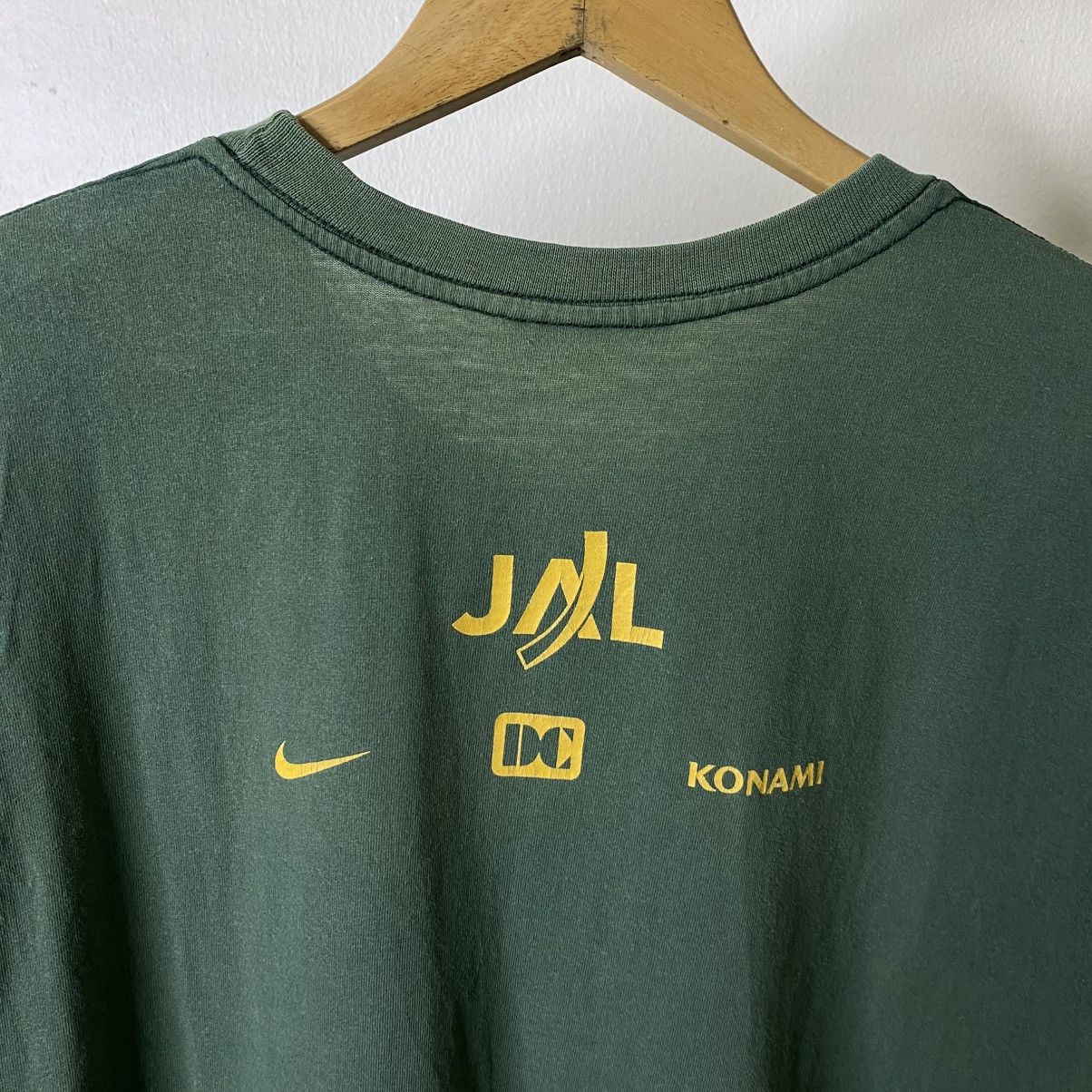 Nike Vintage 2003 Nike Honolulu Marathon Finisher Faded Green Tee Size US L / EU 52-54 / 3 - 11 Thumbnail