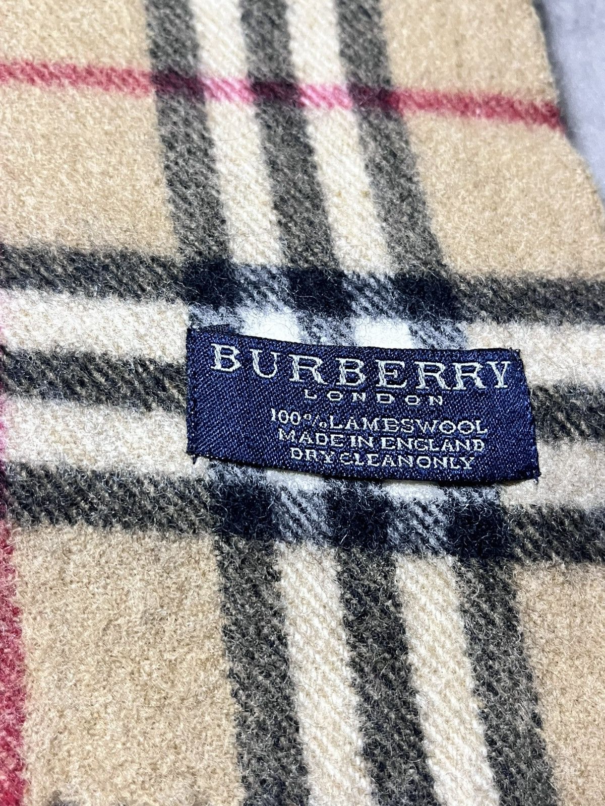 Burberry Burberry Scarf Vintage Retro winter Burberrys Size ONE SIZE - 5 Thumbnail