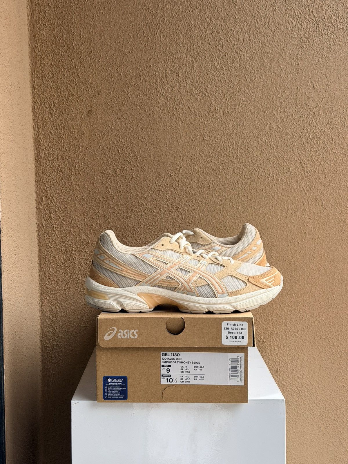 Asics ASICS Gel-1130 Honey Beige Size 9 Smoke Grey Cream Size US 9 / EU 42 - 3 Thumbnail