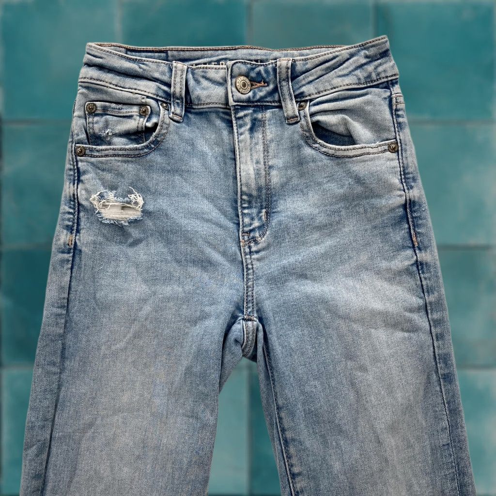 American Eagle Outfitters VINTAGE American Eagle Outfitters Jeans Womens 0 Flared Leg Blue High Rise 29in Stretch Distressed Womens Size 25" / US 0 / IT 36 - 1 Thumbnail