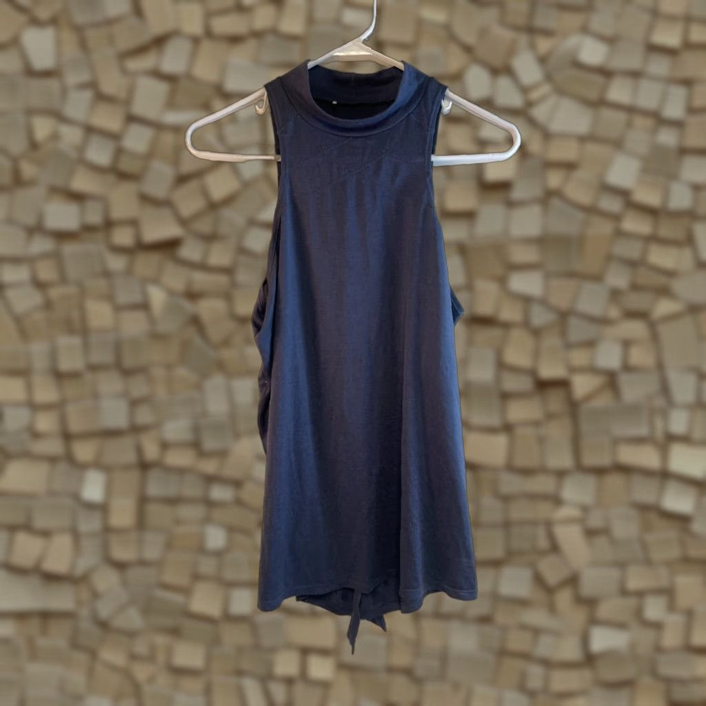 Prana prAna Shirt Women’s S Navy Blue Activewear Back Slit Sleeveless Mock Neck Size S / US 4 / IT 40 - 1 Thumbnail