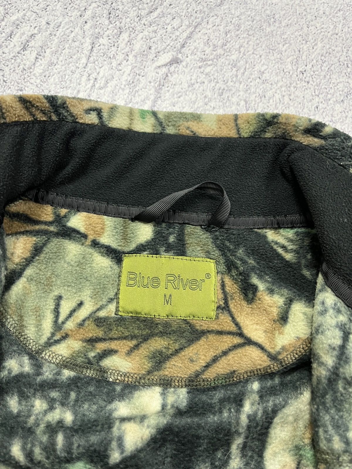 Realtree × Vintage Vintage Realtree Camo Fleece Jacket Streetwear Hype Y2k Size US M / EU 48-50 / 2 - 9 Thumbnail