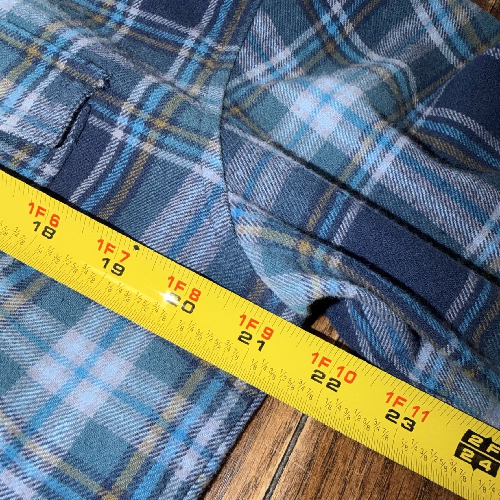 Lee Lee Valley Ireland Blue Plaid Flannel Shirt Men’s Size S Regular Button-Up Long Sleeve Cotton Fall Winter Pockets Classic Outdoor Mens Size US S / EU 44-46 / 1 - 8 Thumbnail