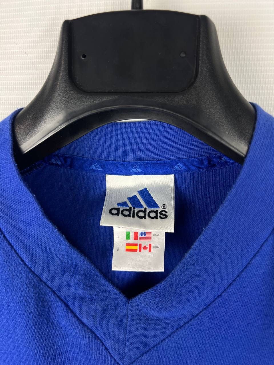 Adidas Burg Rugby Adidas 2001 vintage t-shirts size M Size US M / EU 48-50 / 2 - 3 Thumbnail