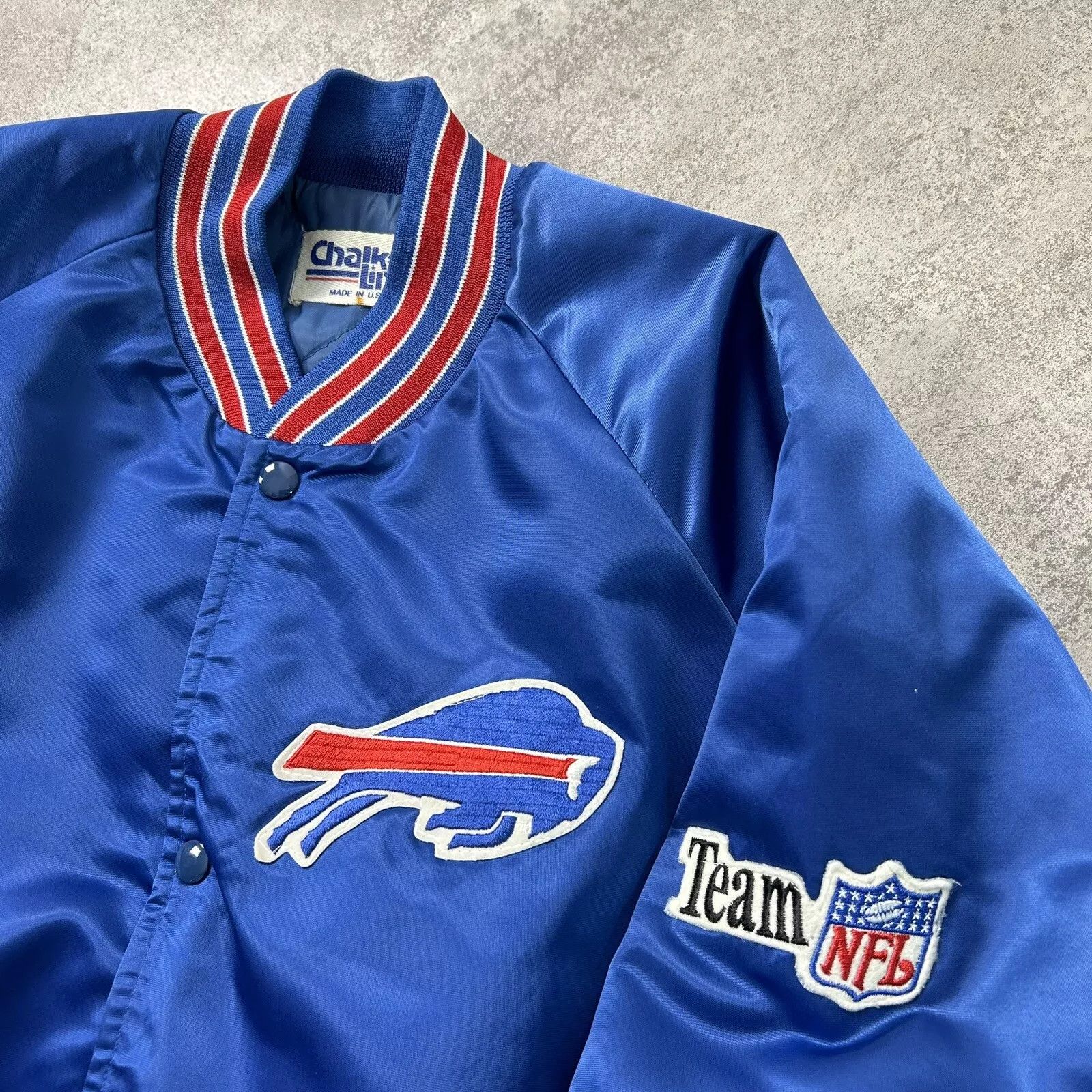 Chalk Line × NFL × Vintage BUFFALO BILLS CHALK LINE SATIN BOMBER JACKET SPELL OUT Size US XL / EU 56 / 4 - 4 Thumbnail