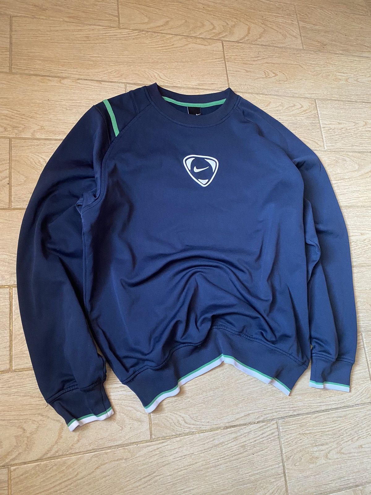 Nike Vintage Nike Distressed hoodie Size US M / EU 48-50 / 2 - 2 Thumbnail