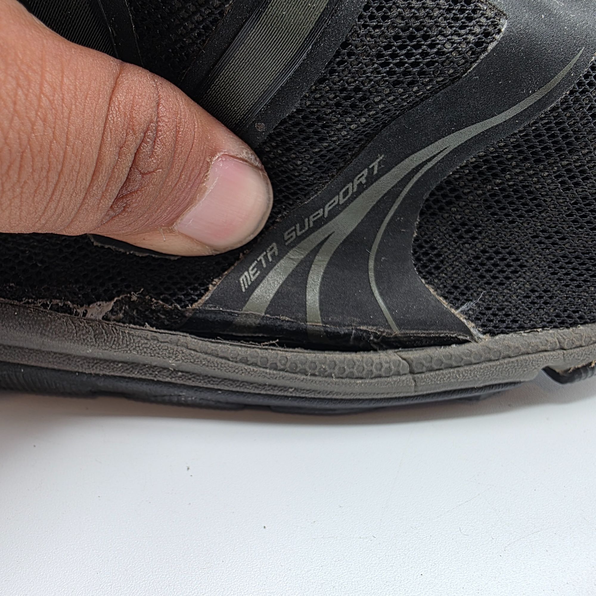 New Balance New Balance Mens Size 13 Black Minimus Vibram Trail Running Size US 13 / EU 46 - 6 Thumbnail