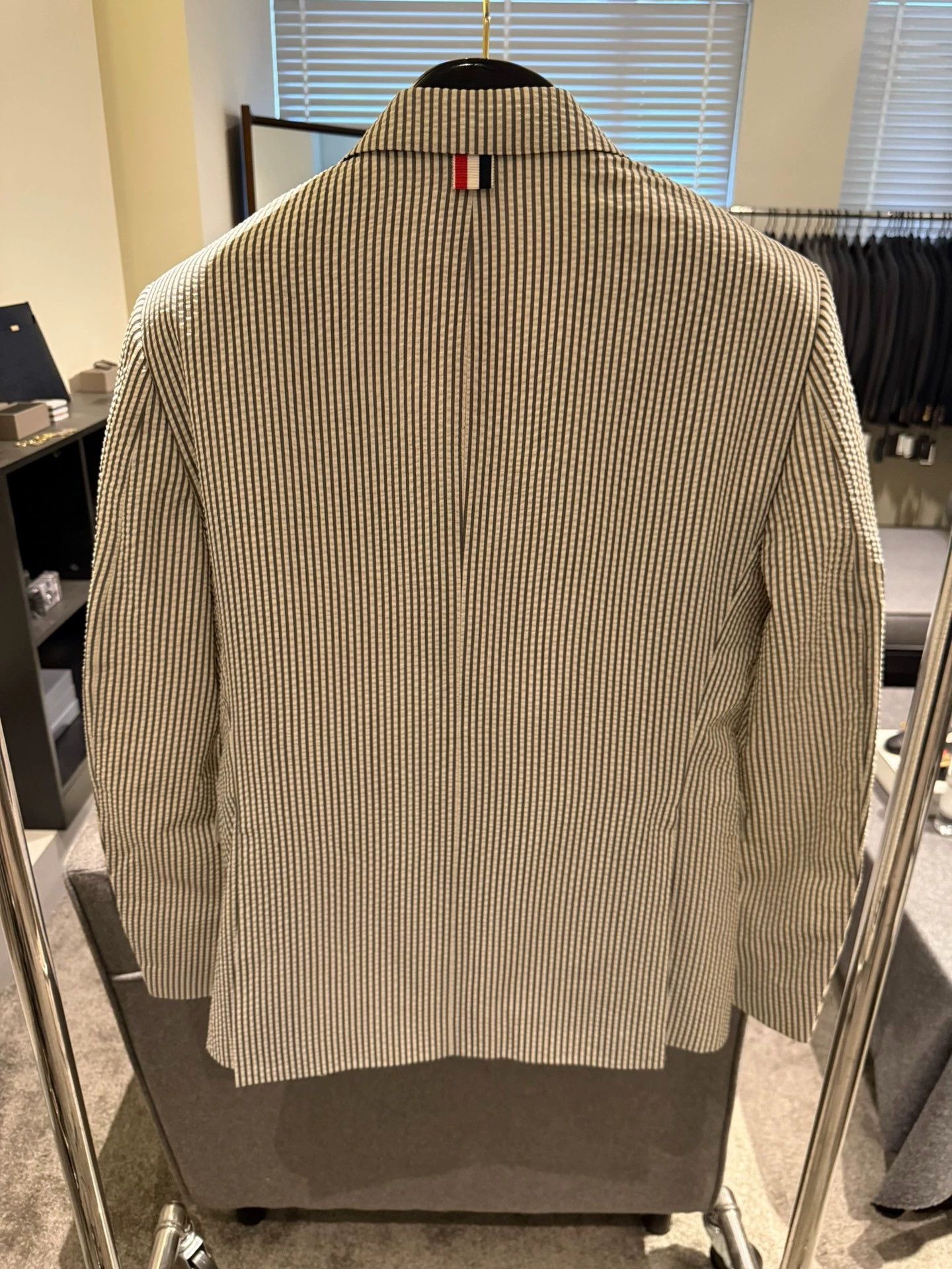 Thom Browne Thom Browne Classic Seersucker Suit Size 2 New Size US M / EU 48-50 / 2 - 2 Thumbnail