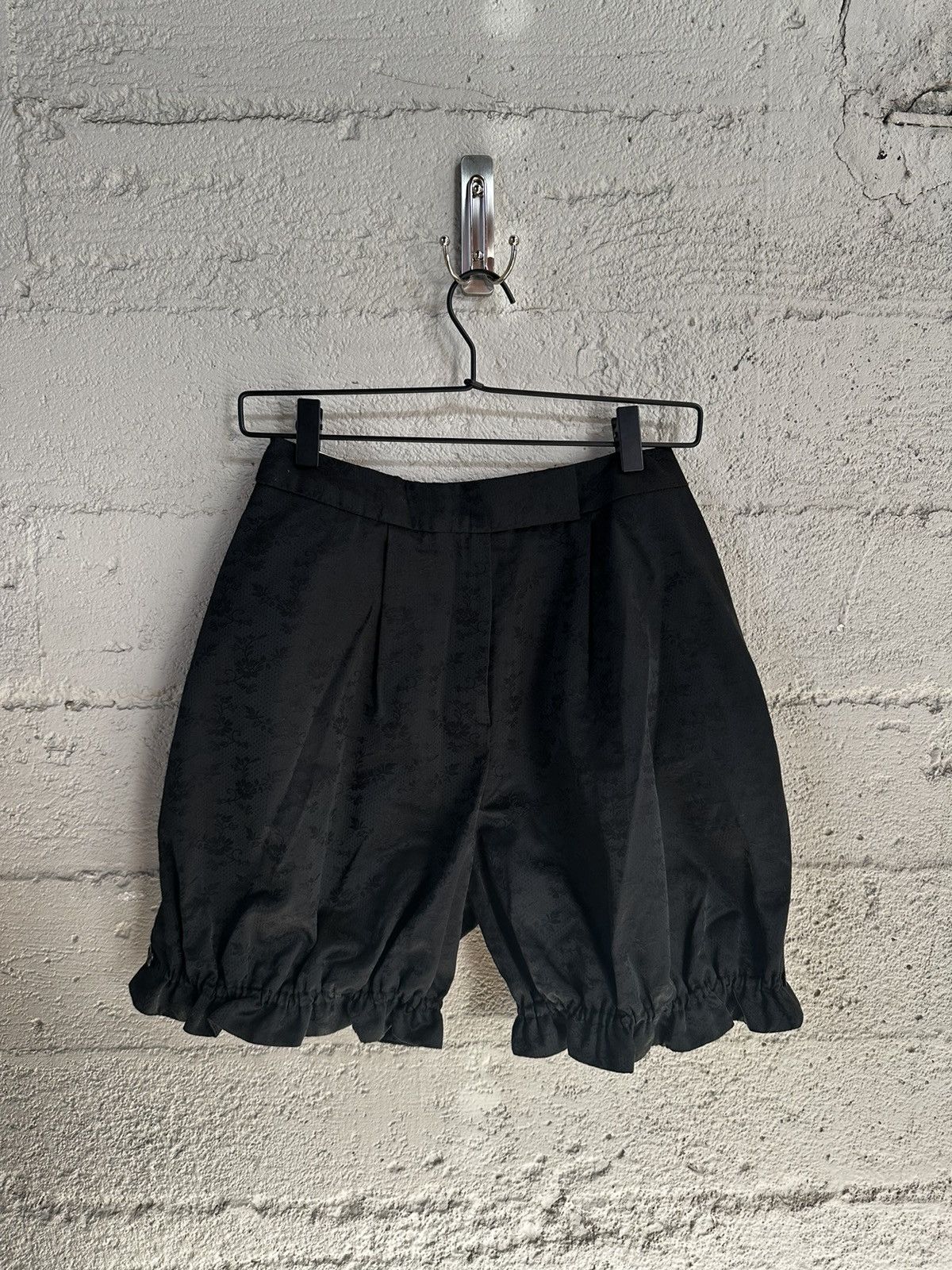 image of Simone Rocha Black Floral Bloomers Shorts, Women's (Size 26)