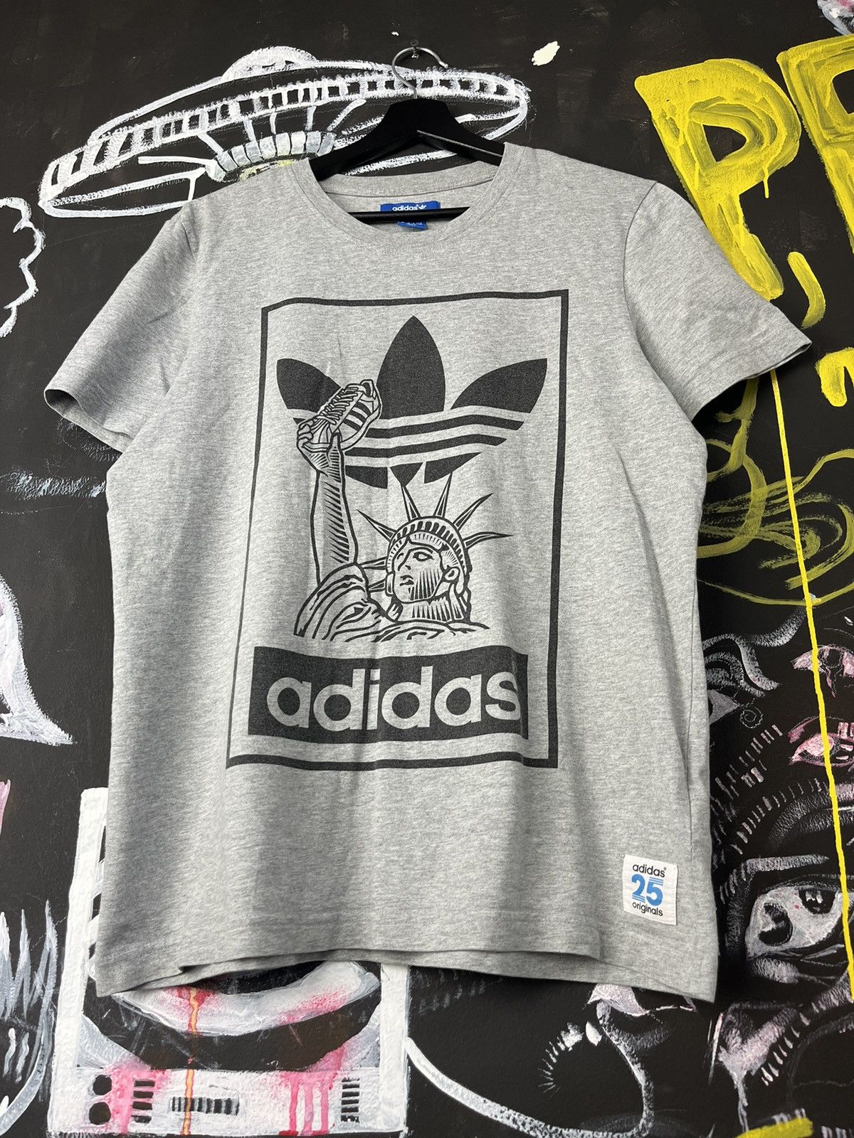 Adidas × Nigo × Vintage Adidas Originals Super Star New Your Bape by Nigo T-shirt Size US M / EU 48-50 / 2 - 2 Thumbnail