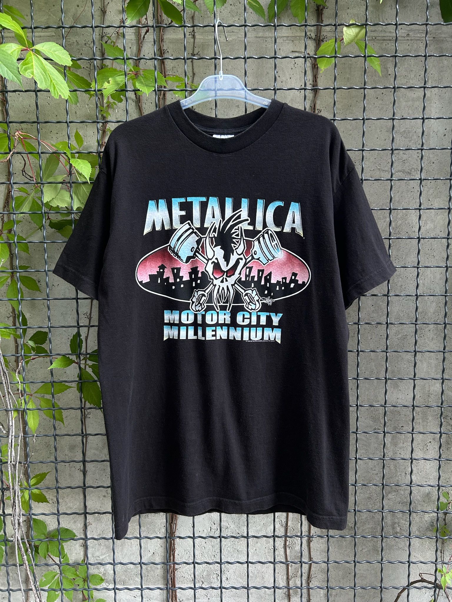 Band Tees × Vintage Vintage 1999 Metallica Motor City Millennium Tour T-shirt Size US L / EU 52-54 / 3 - 1 Thumbnail