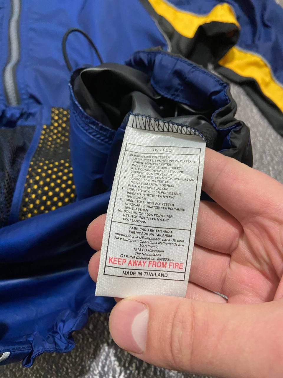 Nike Vintage Nike nylon light jacket Size US S / EU 44-46 / 1 - 5 Thumbnail