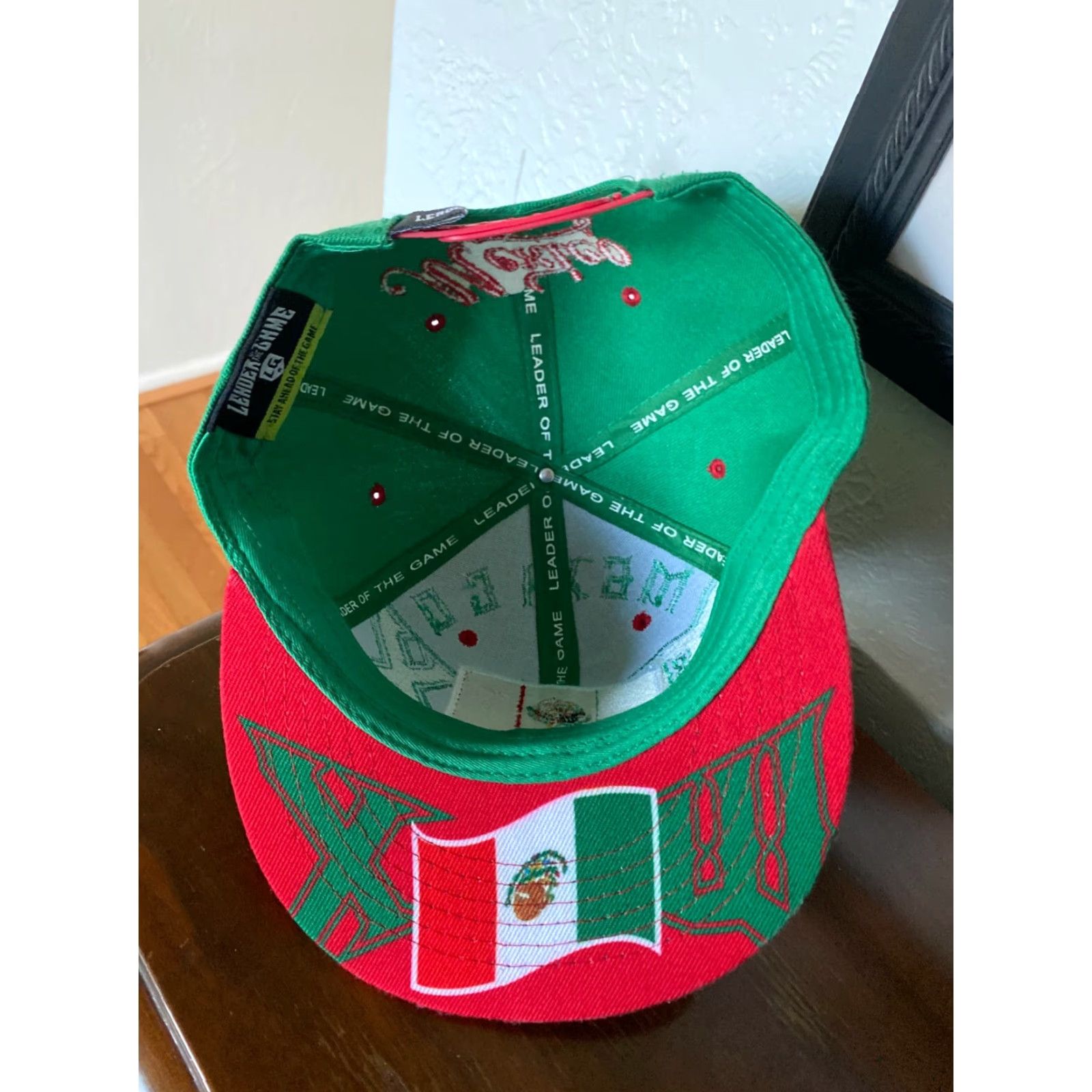Vintage Leader of the Game Snapback Hat Cap Mexico Mexican Flag NWOT Men One Size Green Red Cap Snapback Baseball Hat Size ONE SIZE - 4 Thumbnail