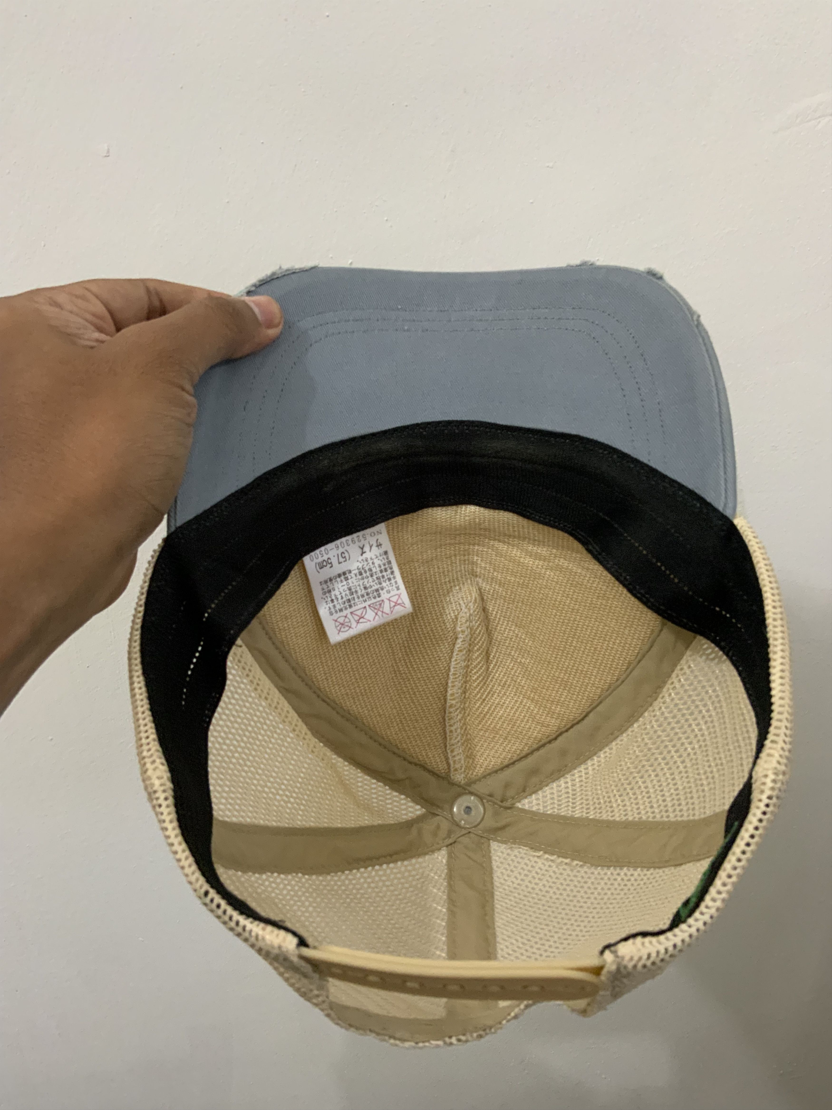 United Colors Of Benetton United Color of Benetton Distressed Polkadot Trucker Hat Size ONE SIZE - 7 Thumbnail