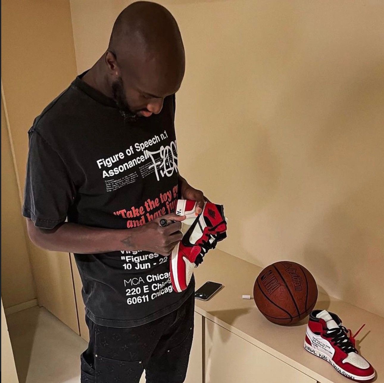 Louis Vuitton × NBA × Virgil Abloh MONOGRAM BASKETBALL Size ONE SIZE - 3 Thumbnail