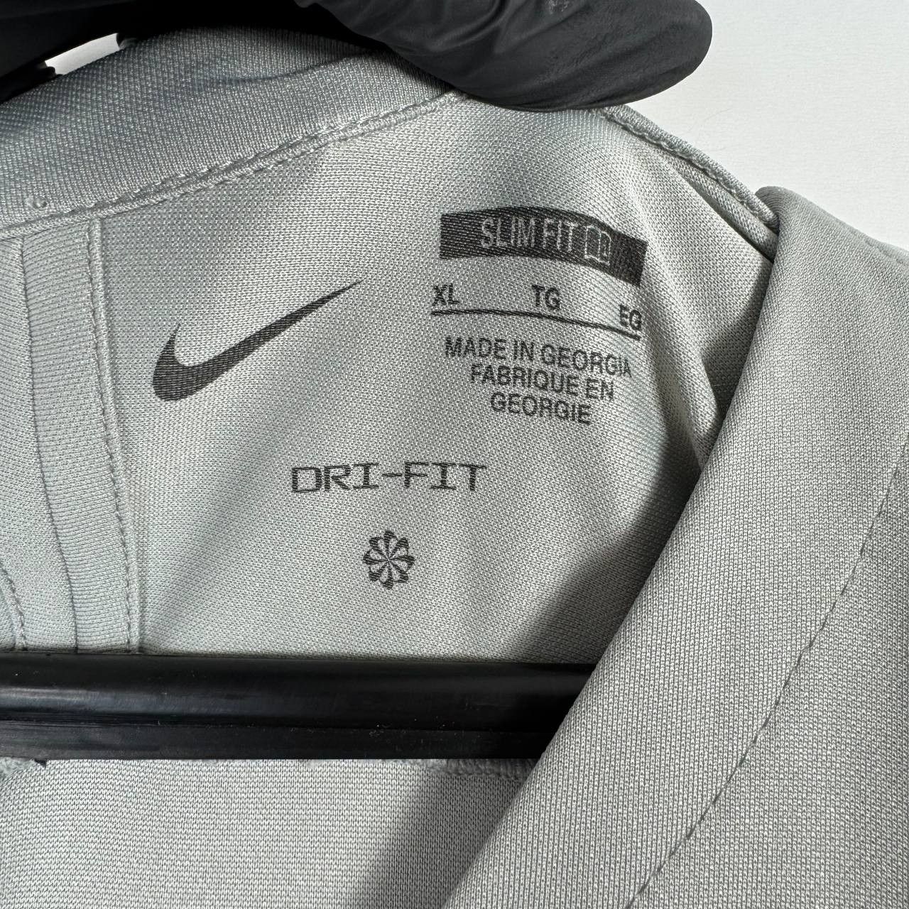 Nike Nike Dri-Fit Training Shirt Grey AV2609-057 Mens Size XL Size US XL / EU 56 / 4 - 3 Thumbnail