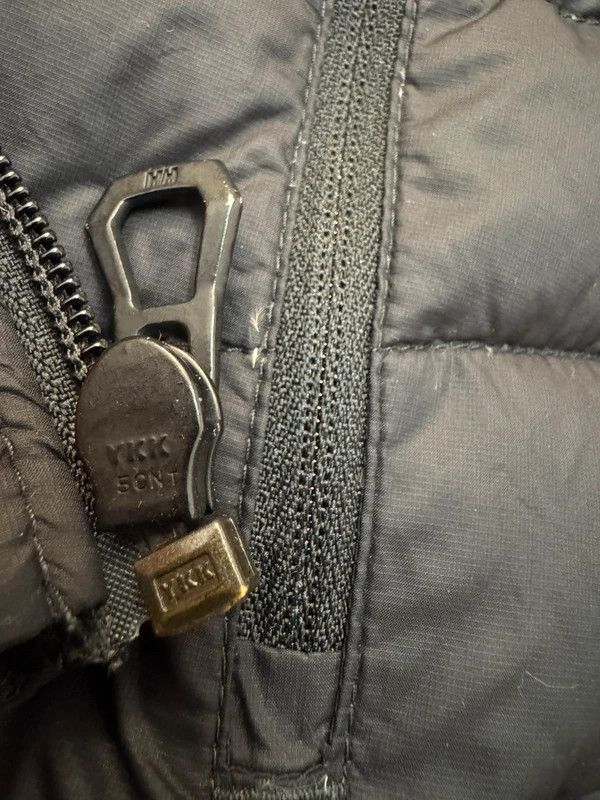 Helly Hansen Helly Hansen Verglas Hooded Down Insulator Puffer Gorpcore L Size US L / EU 52-54 / 3 - 9 Thumbnail