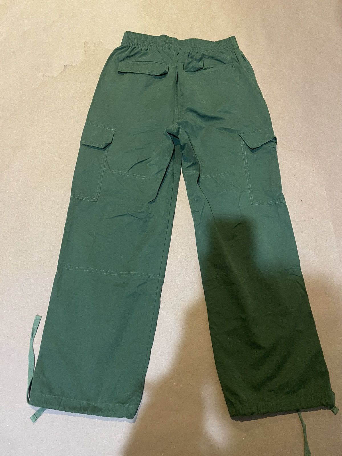 Urban Outfitters Urban outfitters forest green cargo pants Size US 32 / EU 48 - 3 Thumbnail