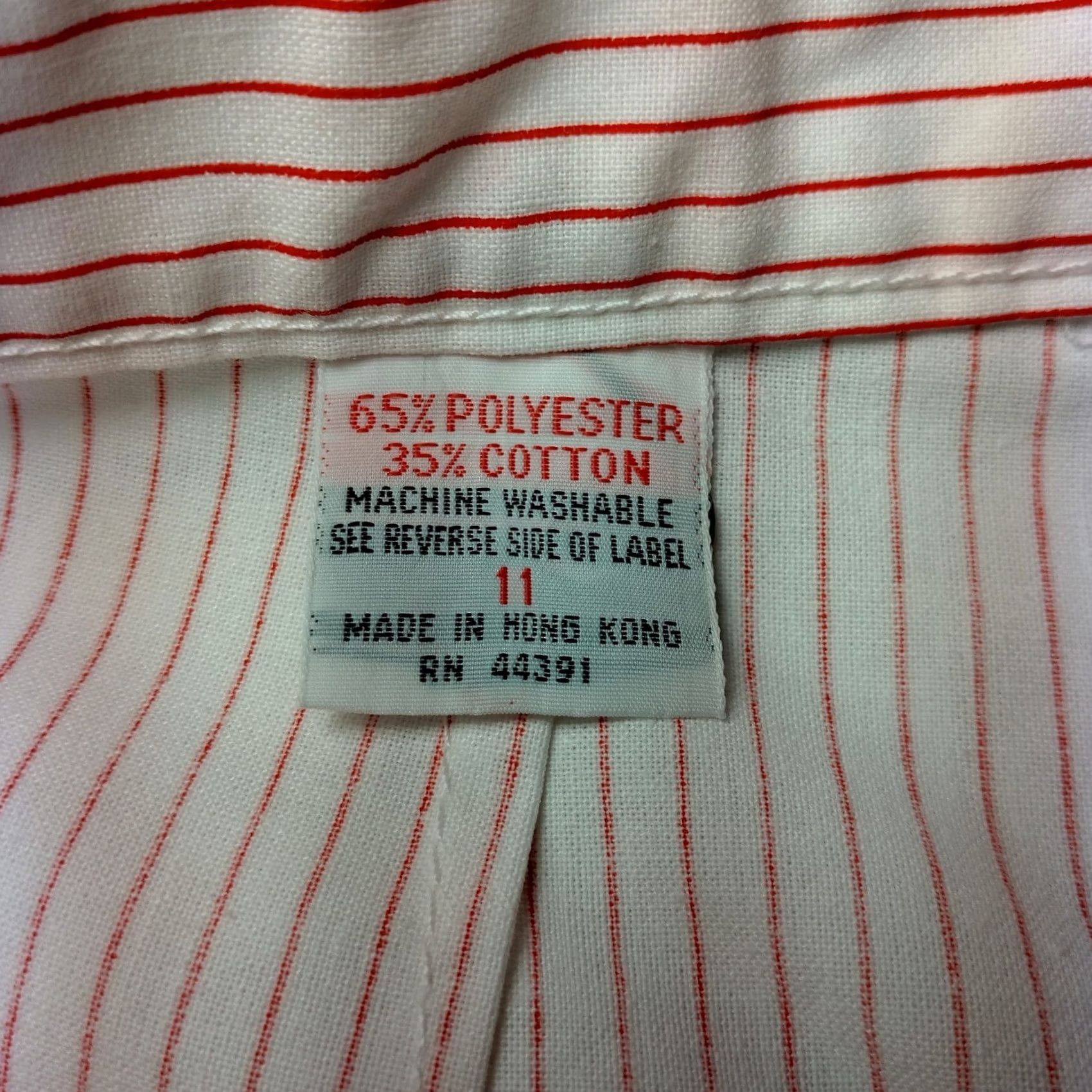 Vintage VINTAGE Shorts Women Size 11 White Red Striped Snap Pockets Bermuda School Nautical 1960s Hong Kong Women Size 32" / US 10 / IT 46 - 4 Thumbnail