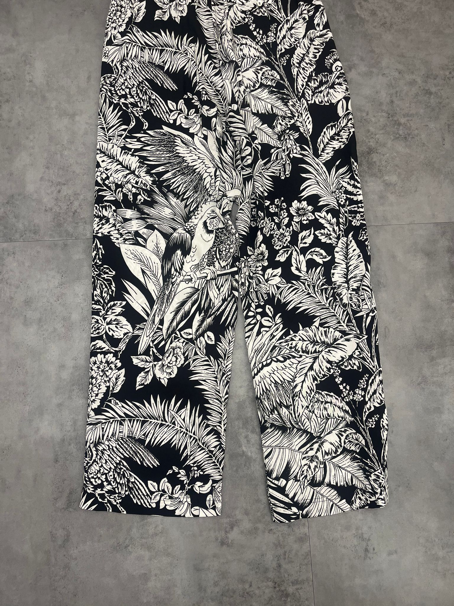 Palm Angels o1c11t2y0823 Jungla Parrots Pajama Pants in Black & White Size US 32 / EU 48 - 14 Thumbnail