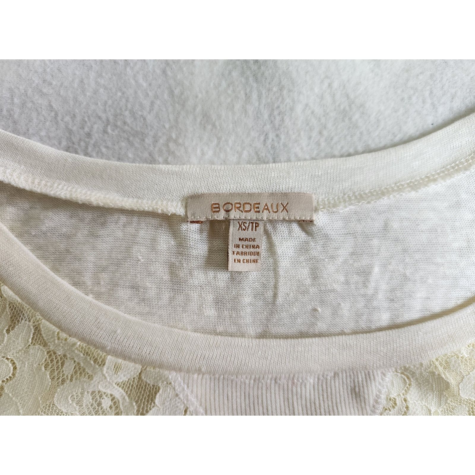 Anthropologie Bordeaux Anthropologie Linen Cream Lace Shoulder Top XS Size XS / US 0-2 / IT 36-38 - 3 Thumbnail