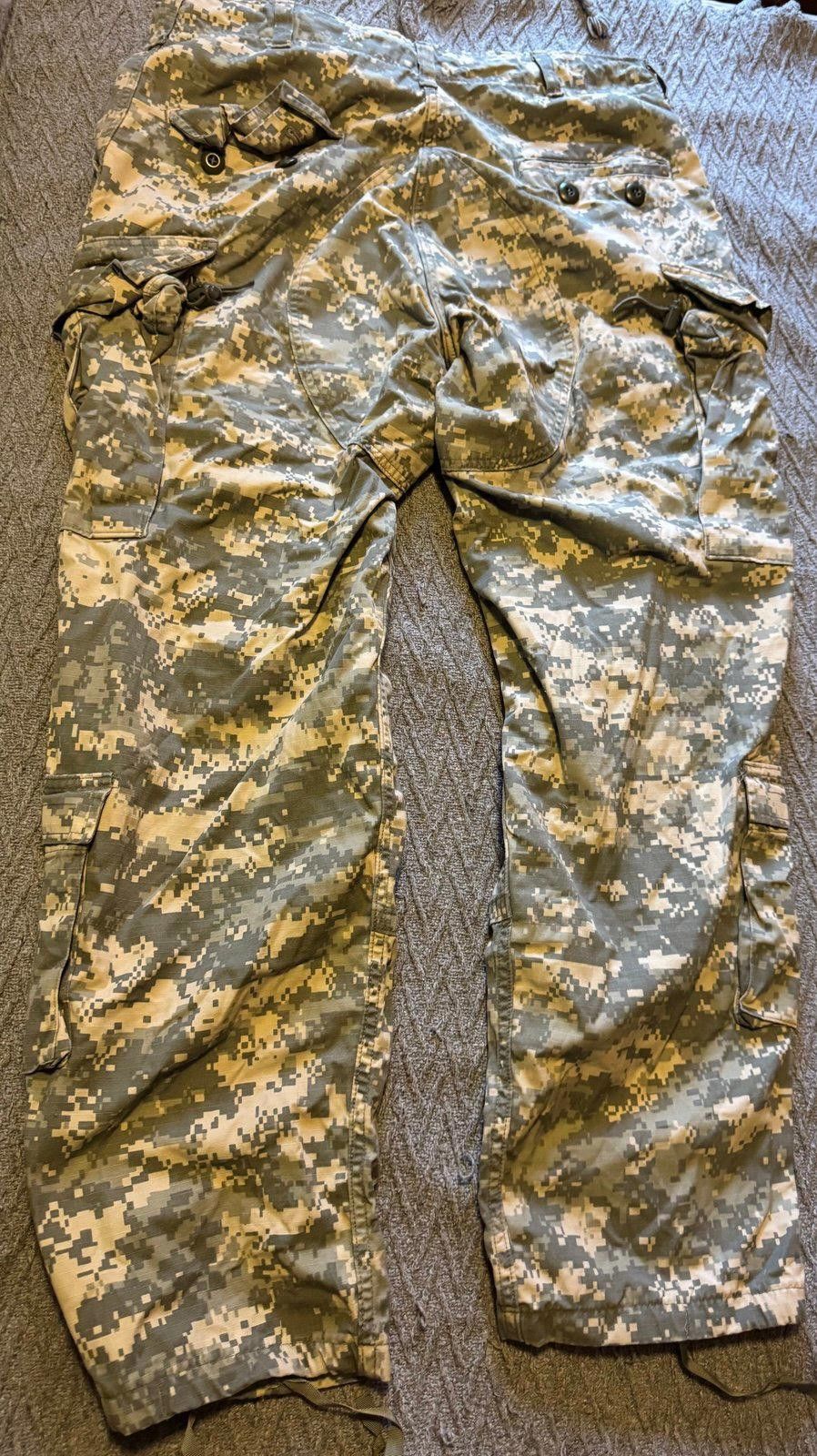 Under Armour Army Men's Hot Weather Camo Pants Med/Reg Size US 32 / EU 48 - 2 Thumbnail