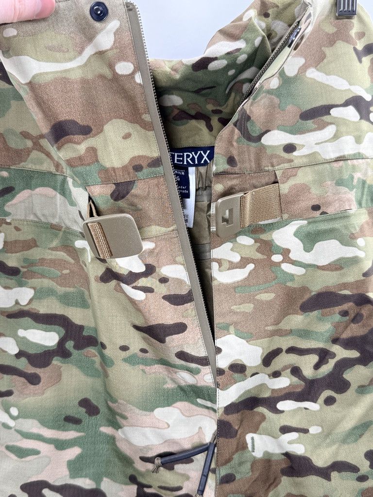 Arc'teryx ARCTERYX LEAF Alpha Gen 2 Multicam Gore Tex Pro Bib Pant Size US 39 - 11 Thumbnail