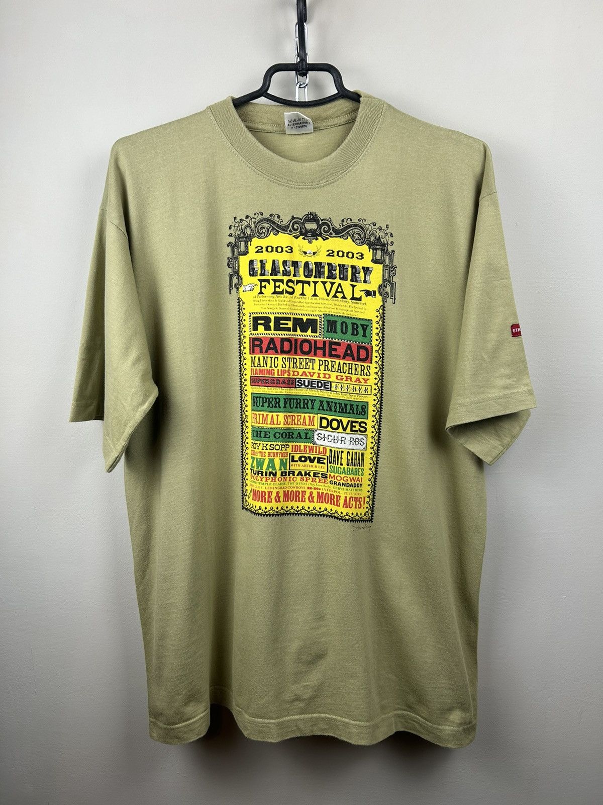 Band Tees Vintage 00s Clastonbury Festival 2003 Radiohead Rem T shirt Size US L / EU 52-54 / 3 - 1 Thumbnail