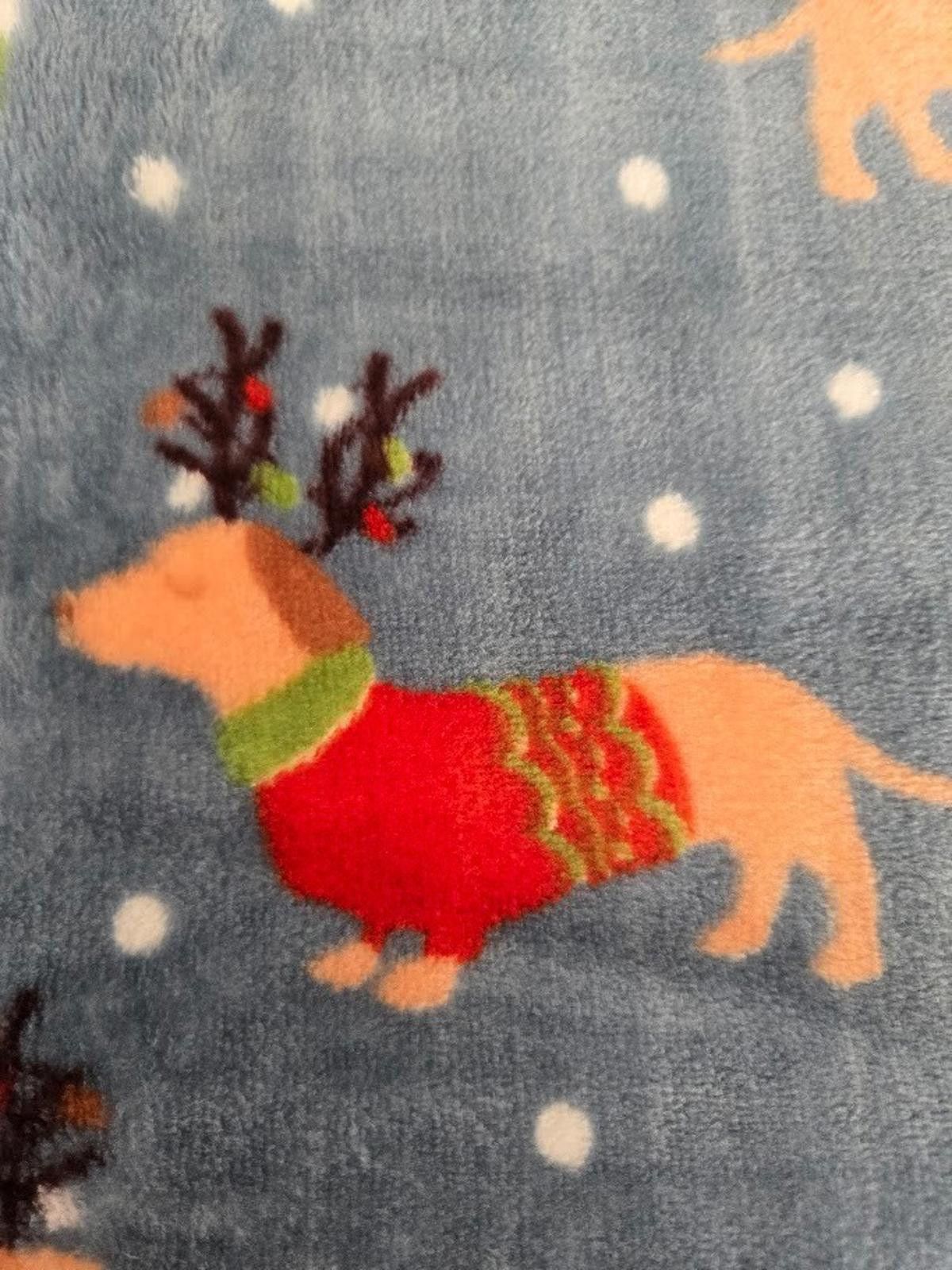 Other Noble House Christmas Throw Dachshund Soft Plush NEW NWT Size ONE SIZE - 2 Thumbnail