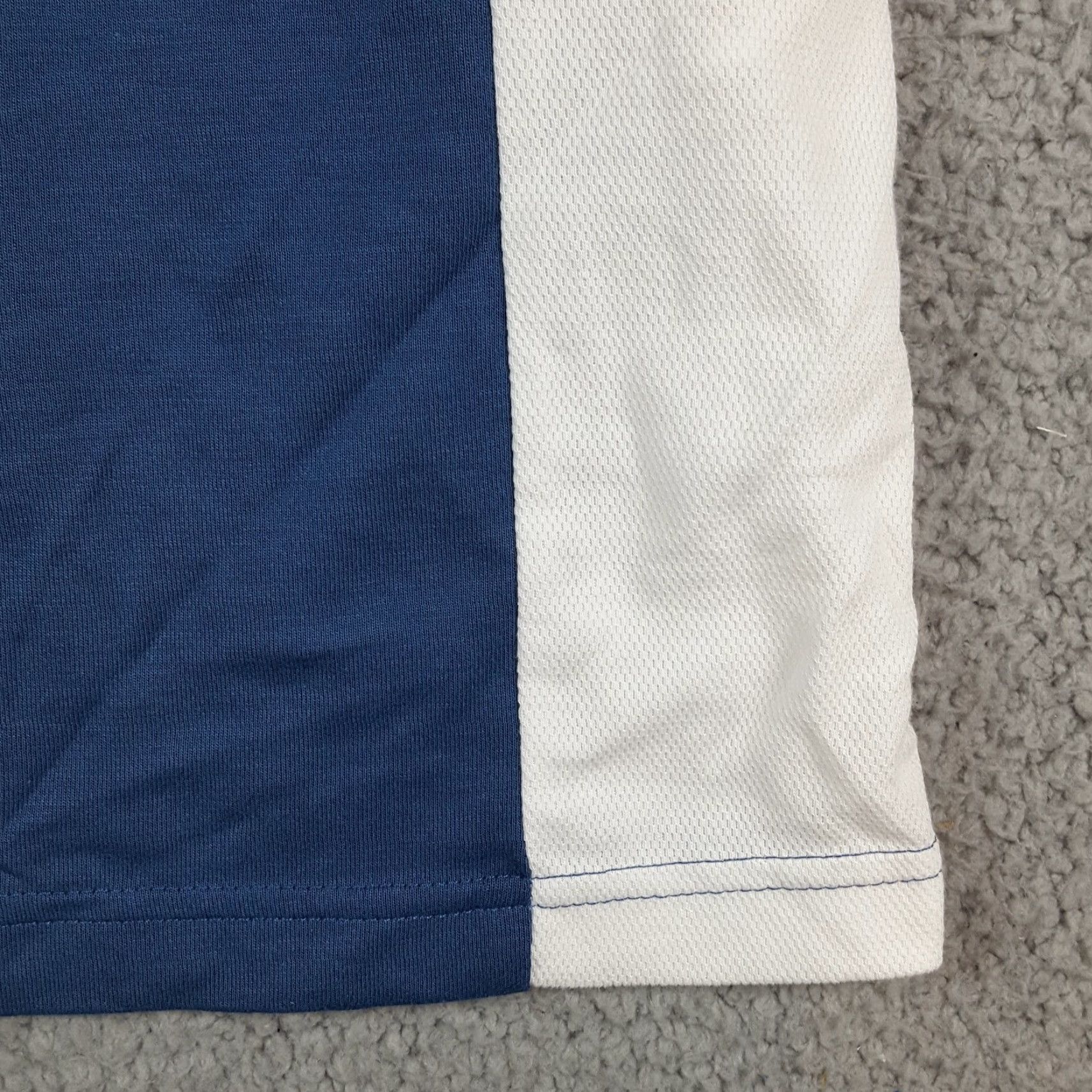 Vintage Outdoor Moisture Wicking Breathable Men's Size Large Blue Gym Workout T Shirt Size US L / EU 52-54 / 3 - 3 Thumbnail