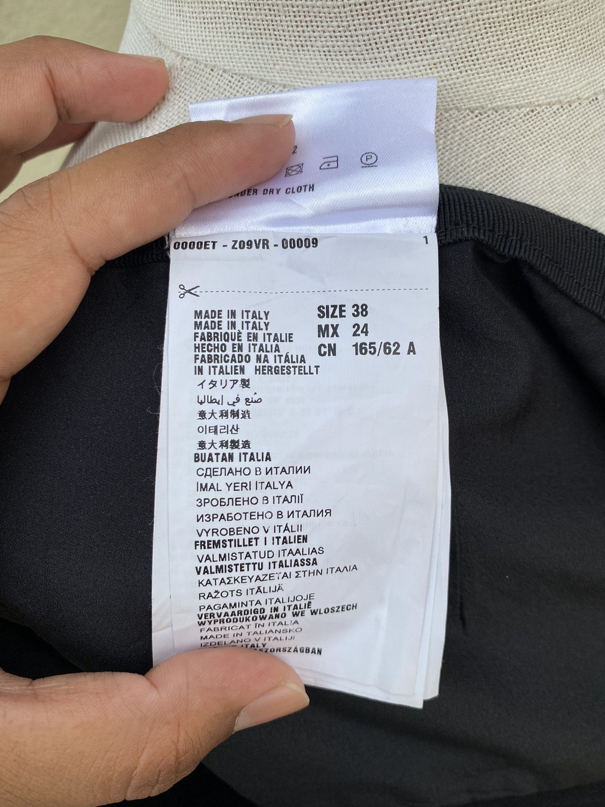 Miu Miu AMM1 2014 551 black mini skirt Size 27" / US 4 / IT 40 - 7 Thumbnail