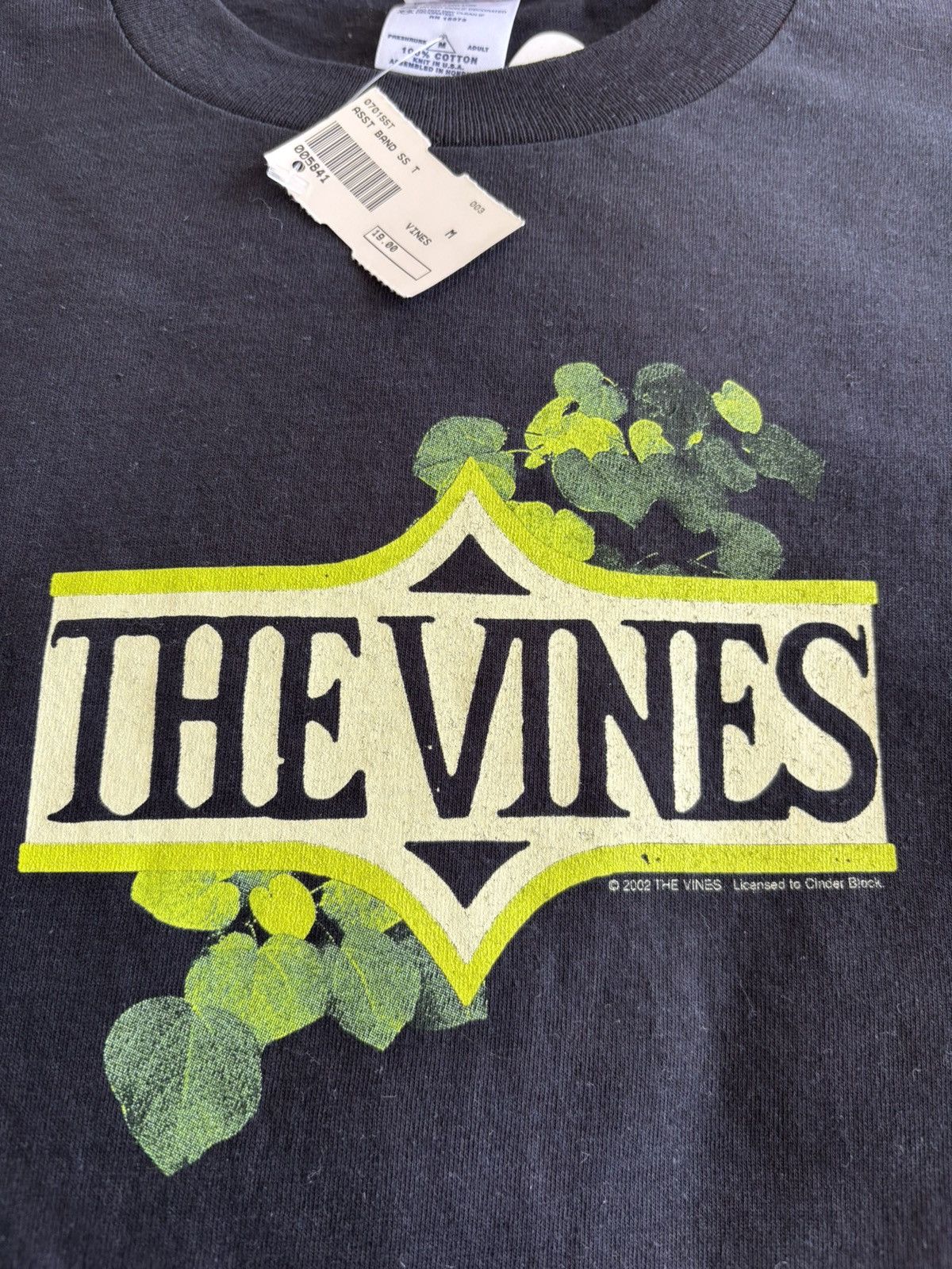 Vintage The Vines 2002 Band Concert T Shirt Vintage T Shirt Size US M / EU 48-50 / 2 - 4 Thumbnail