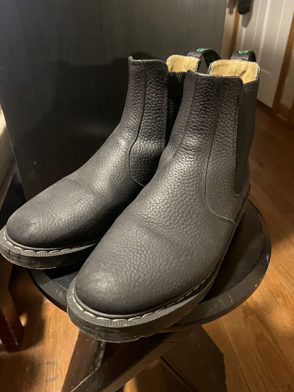Solovair Black Greasy Grain Chelsea Boot Size US 9.5 / EU 42-43 - 5 Thumbnail