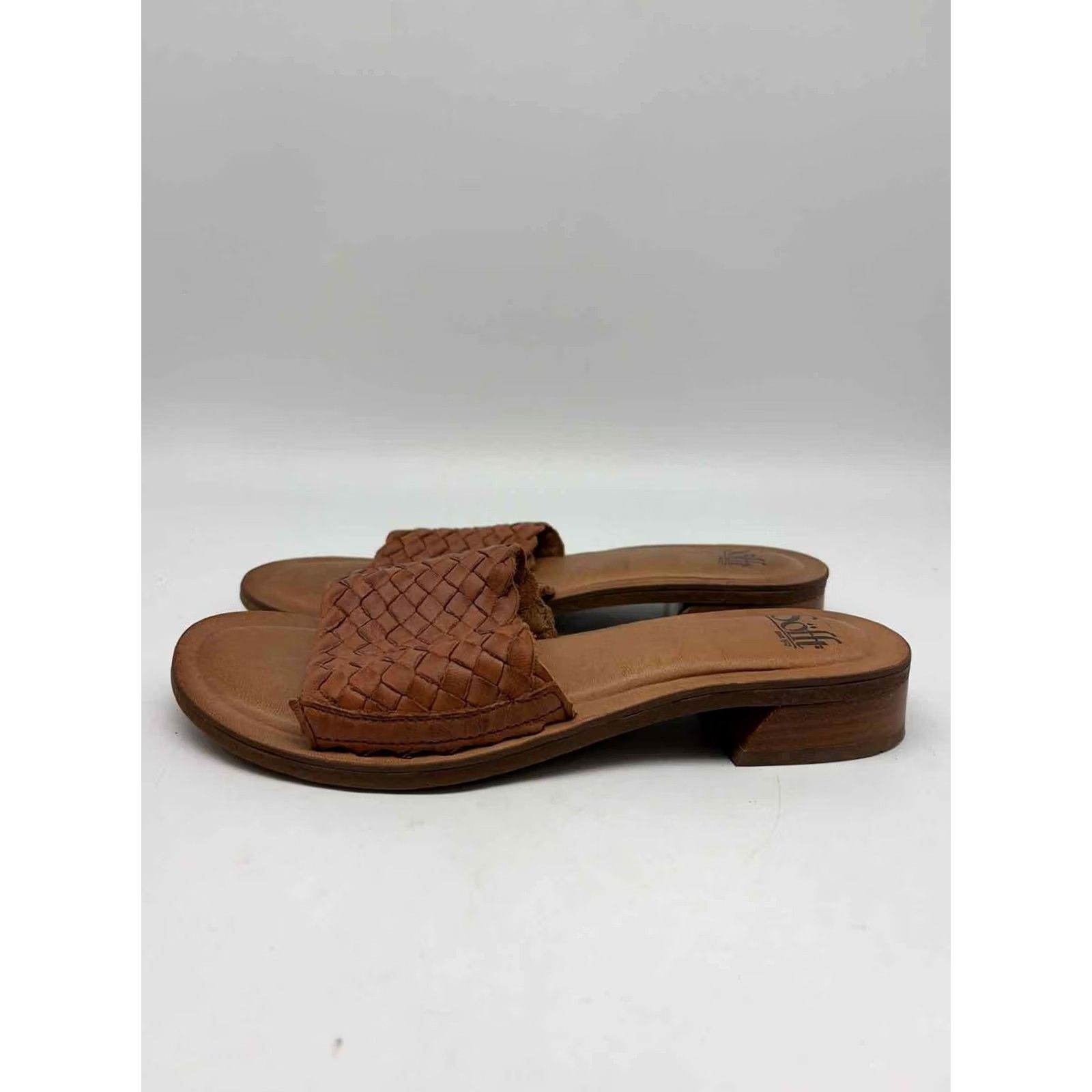 Vintage Sofft Tan Size 9 Slide Sandals Size US 9 / IT 39 - 2 Thumbnail