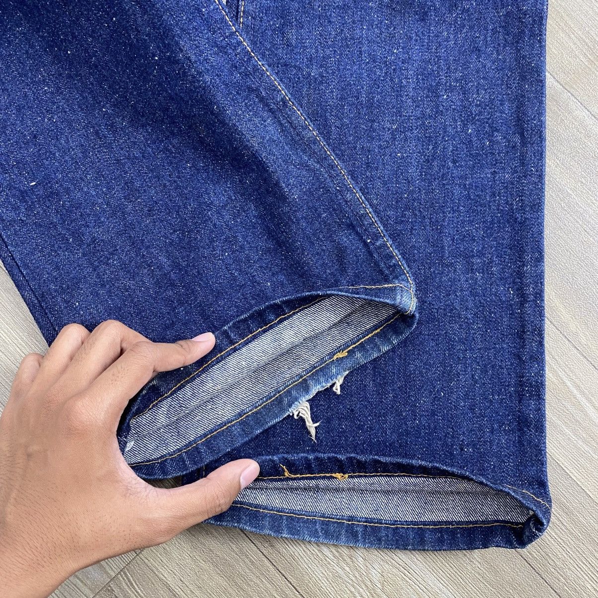 Levi's Vintage Clothing 🇺🇸1990s Vintage Levis 517 29x34 Bootcut Indigo Flared Jeans Size US 29 - 11 Thumbnail