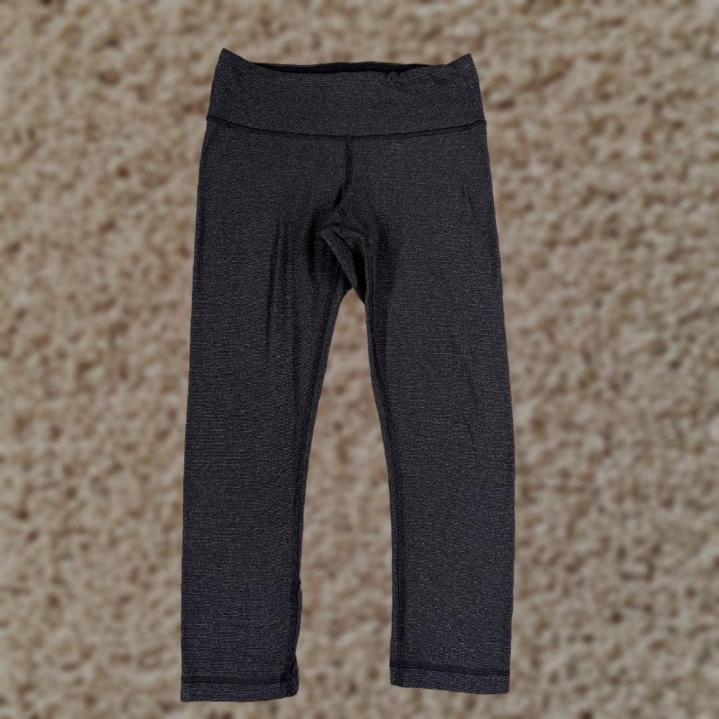 Lululemon Lululemon Wunder Under Pants Womens 4 Gray Cropped 21" Inseam Yoga Activewear Pockets Zip Pocket Low Rise Size 27" / US 4 / IT 40 - 1 Thumbnail