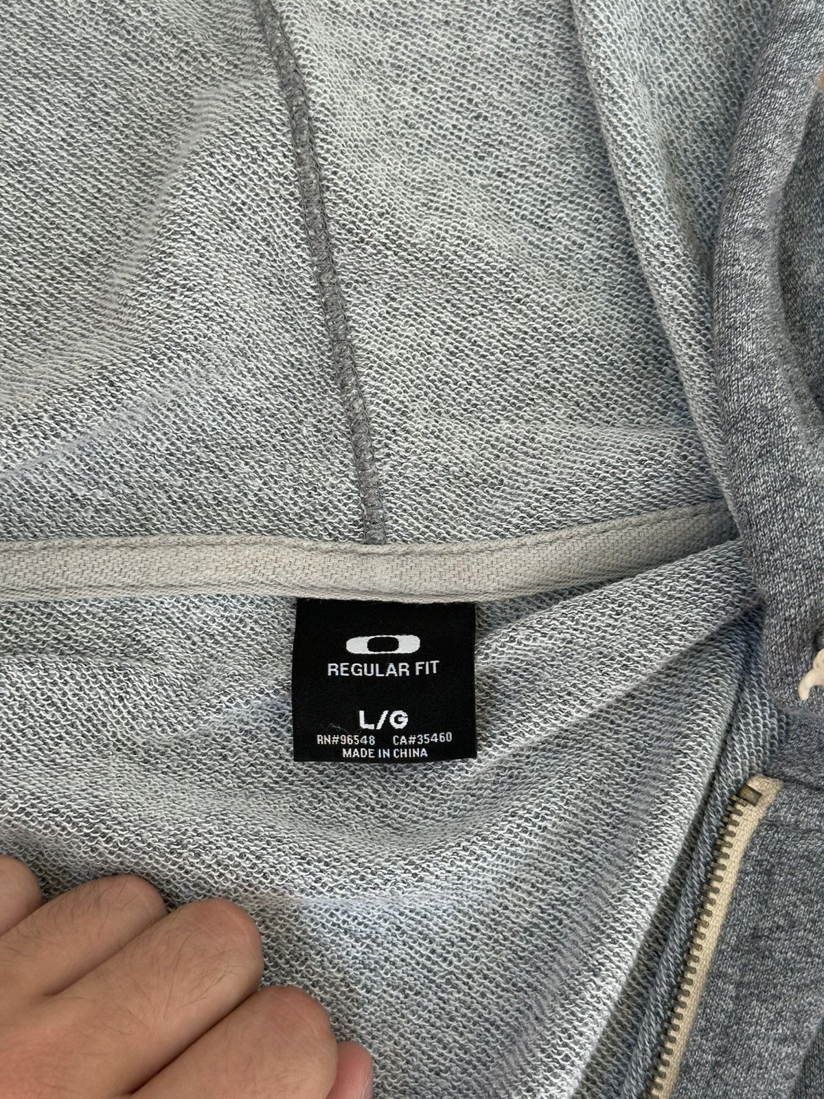 Oakley Vintage Oakley Hoodie Gray Logo Streetwear Fit Size US L / EU 52-54 / 3 - 10 Thumbnail