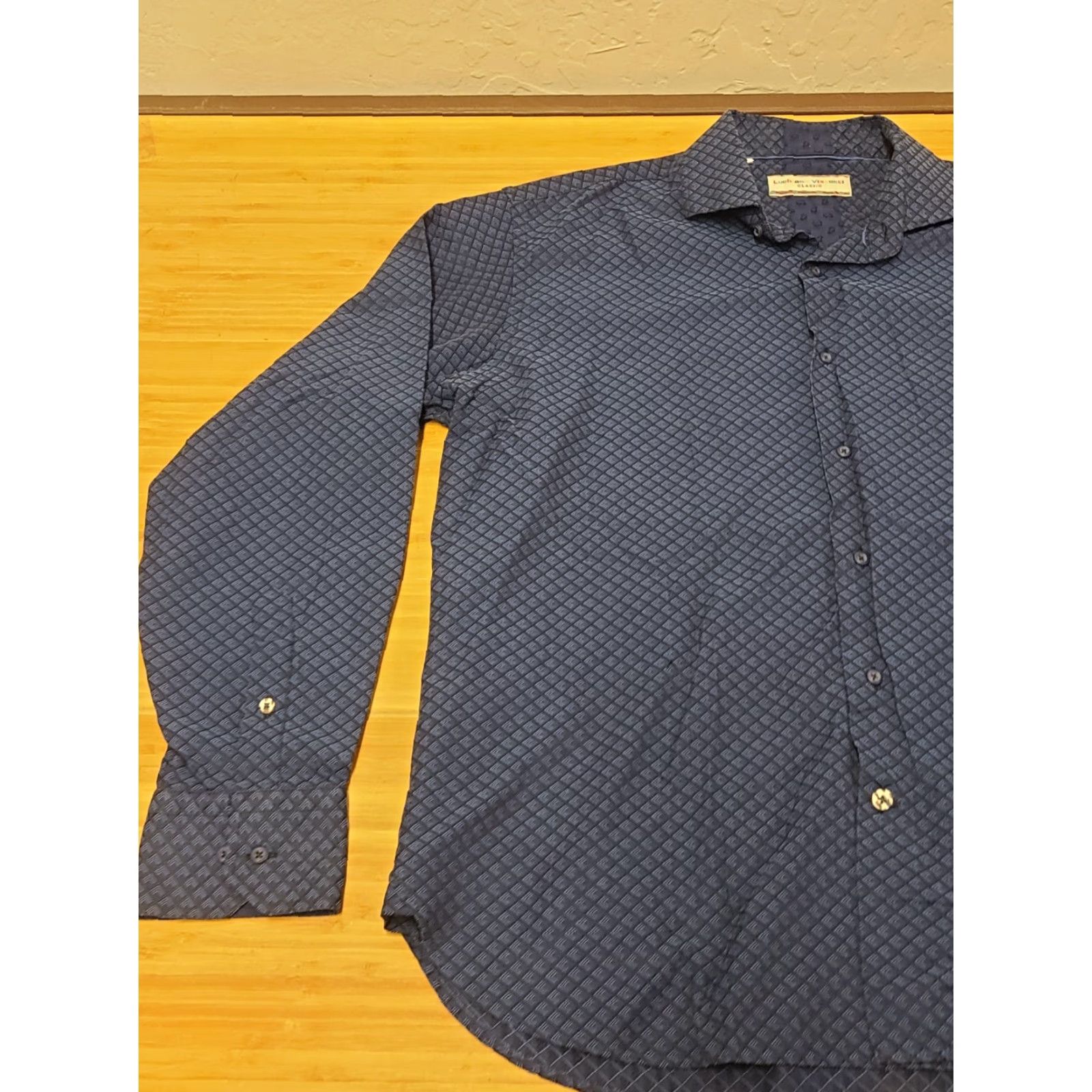 Luchiano Visconti **Men's Large Blue Collared Geometric Pattern Button-Up Shirt** User: Men's Large Blue Geometric Pattern Button-Up Shirt Size US L / EU 52-54 / 3 - 3 Thumbnail