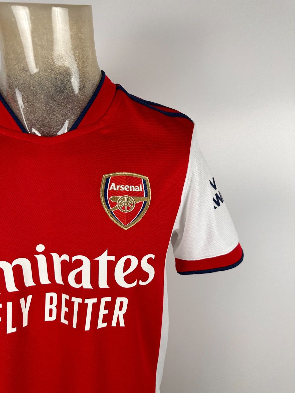 Adidas Arsenal 2021 Football Shirt Soccer Jersey #7 Saka Size M Size US M / EU 48-50 / 2 - 5 Thumbnail
