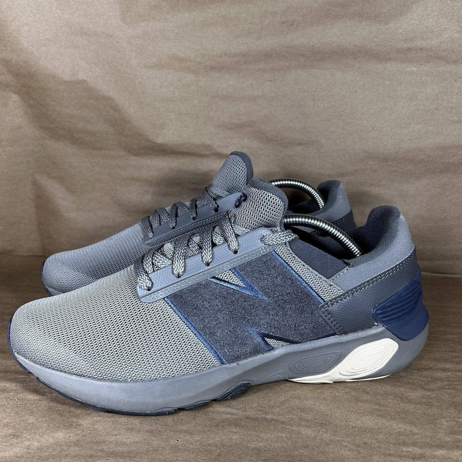 New Balance New Balance Fresh Foam 1440 Gray Running Shoe M1440AB1 Size US 11 / EU 44 - 1 Thumbnail