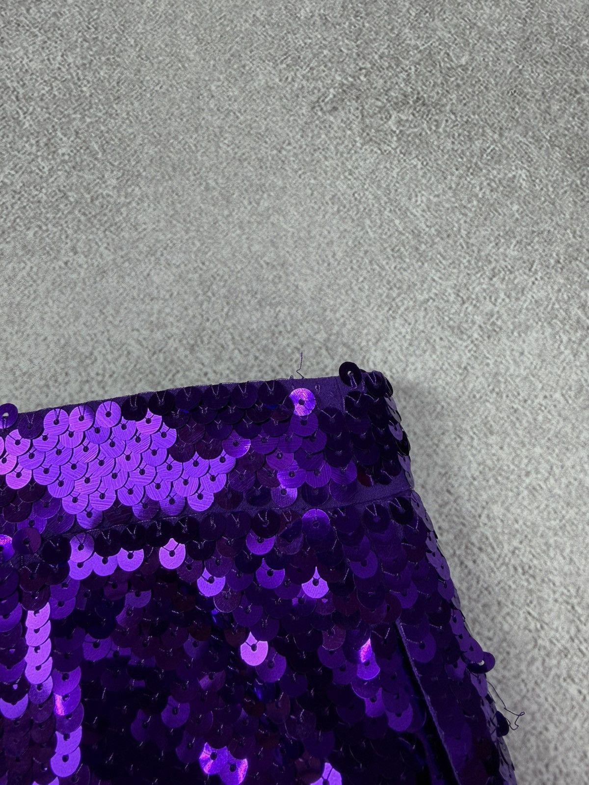 Paco Rabanne Paco Rabbane H&M Purple Sequin Suit Crop Top and Pants S Size S / US 4 / IT 40 - 17 Thumbnail