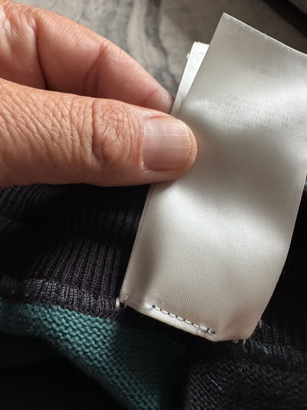 Louis Vuitton LOUIS VUITTON HYBRID NYLON JOGGER sizes in photos by tap Size US 32 / EU 48 - 15 Thumbnail