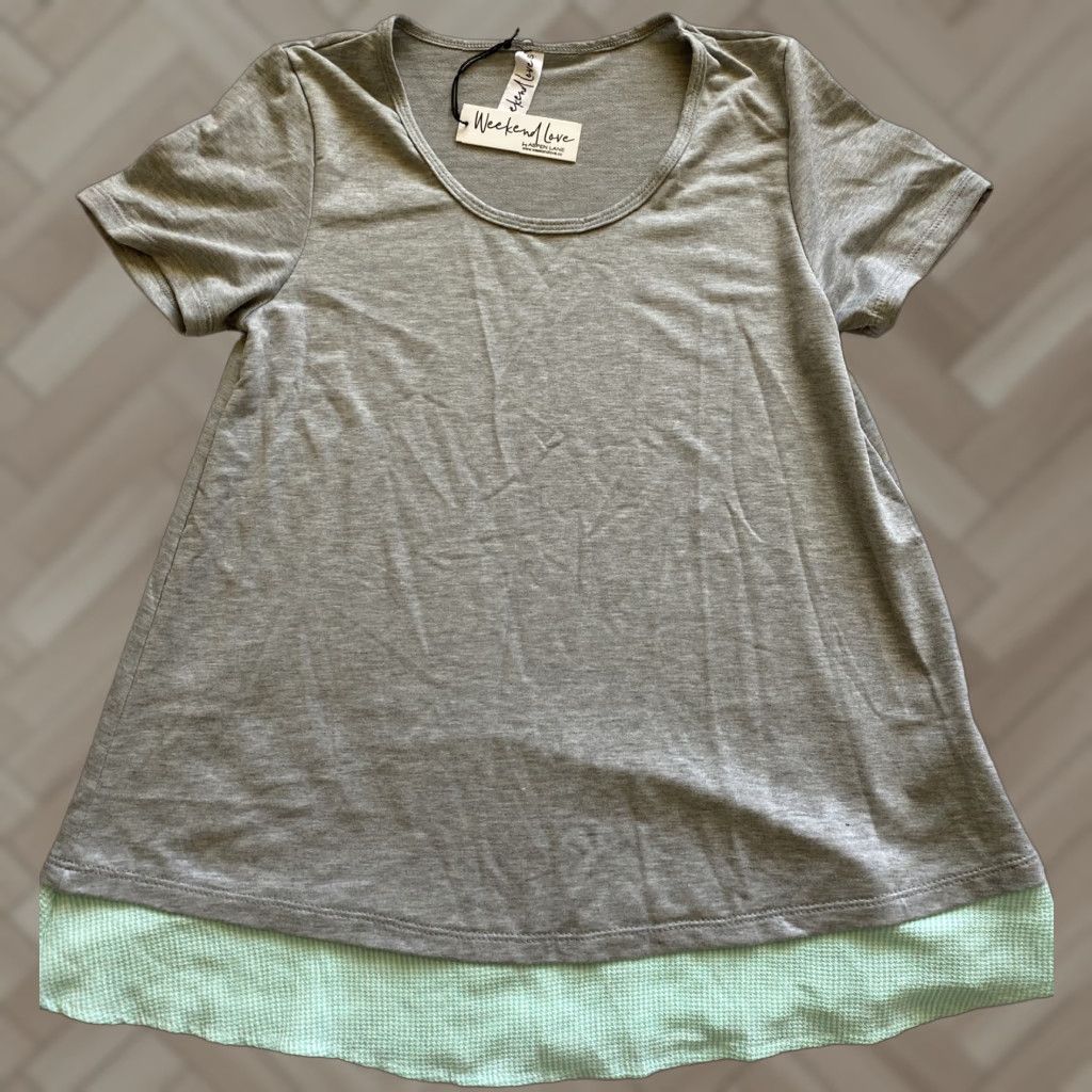 Vintage VINTAGE Weekend Love T-Shirt Gray Ladies L Regular Fit Casual Short Sleeve Pullover Round Neck Oversized Blouse Top NWT 21-31 Size L / US 10 / IT 46 - 1 Thumbnail