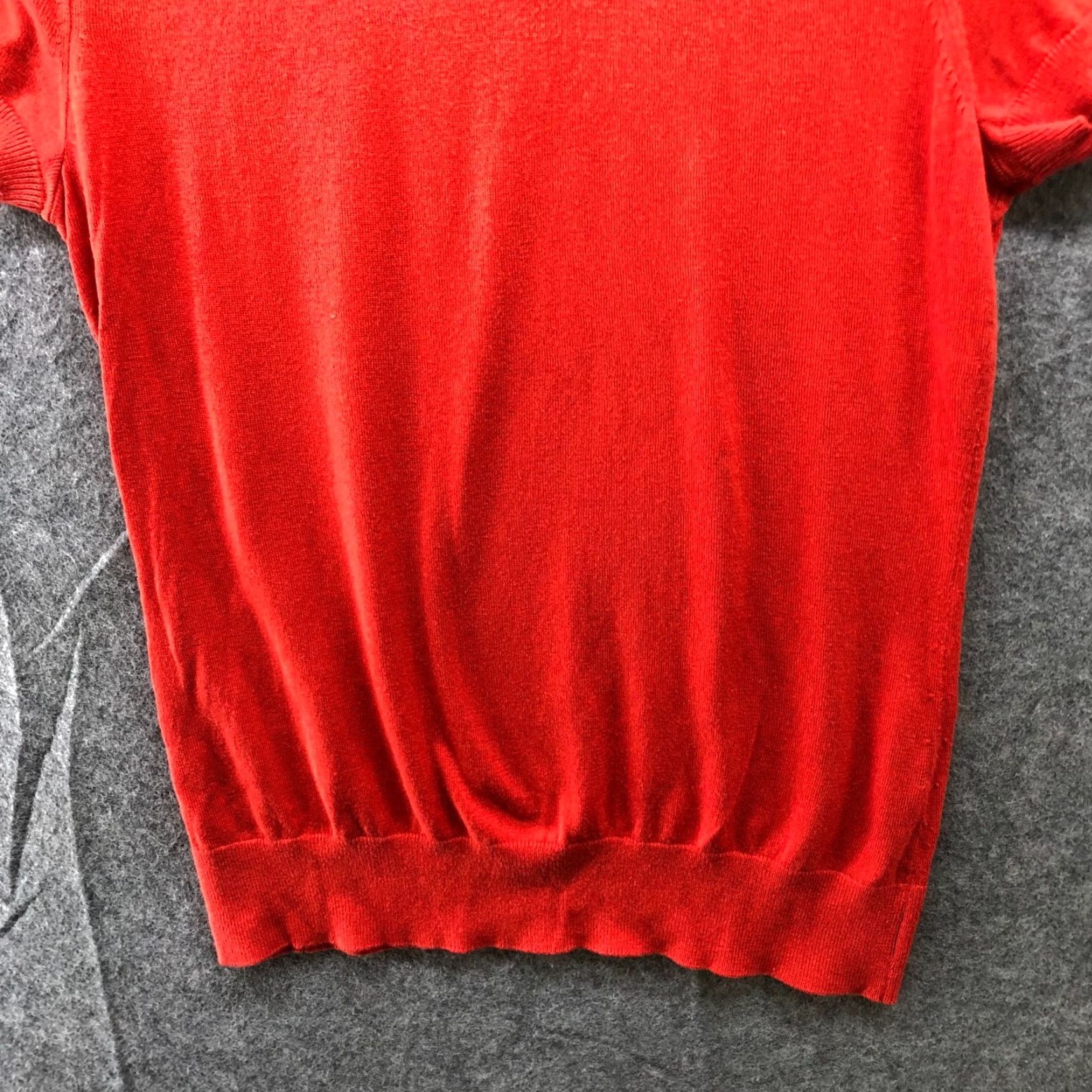 Banana Republic VINTAGE Banana Republic Short Sleeve Turtleneck Sweater Womens M Red Stretch Tight Knit Size M / US 6-8 / IT 42-44 - 4 Thumbnail
