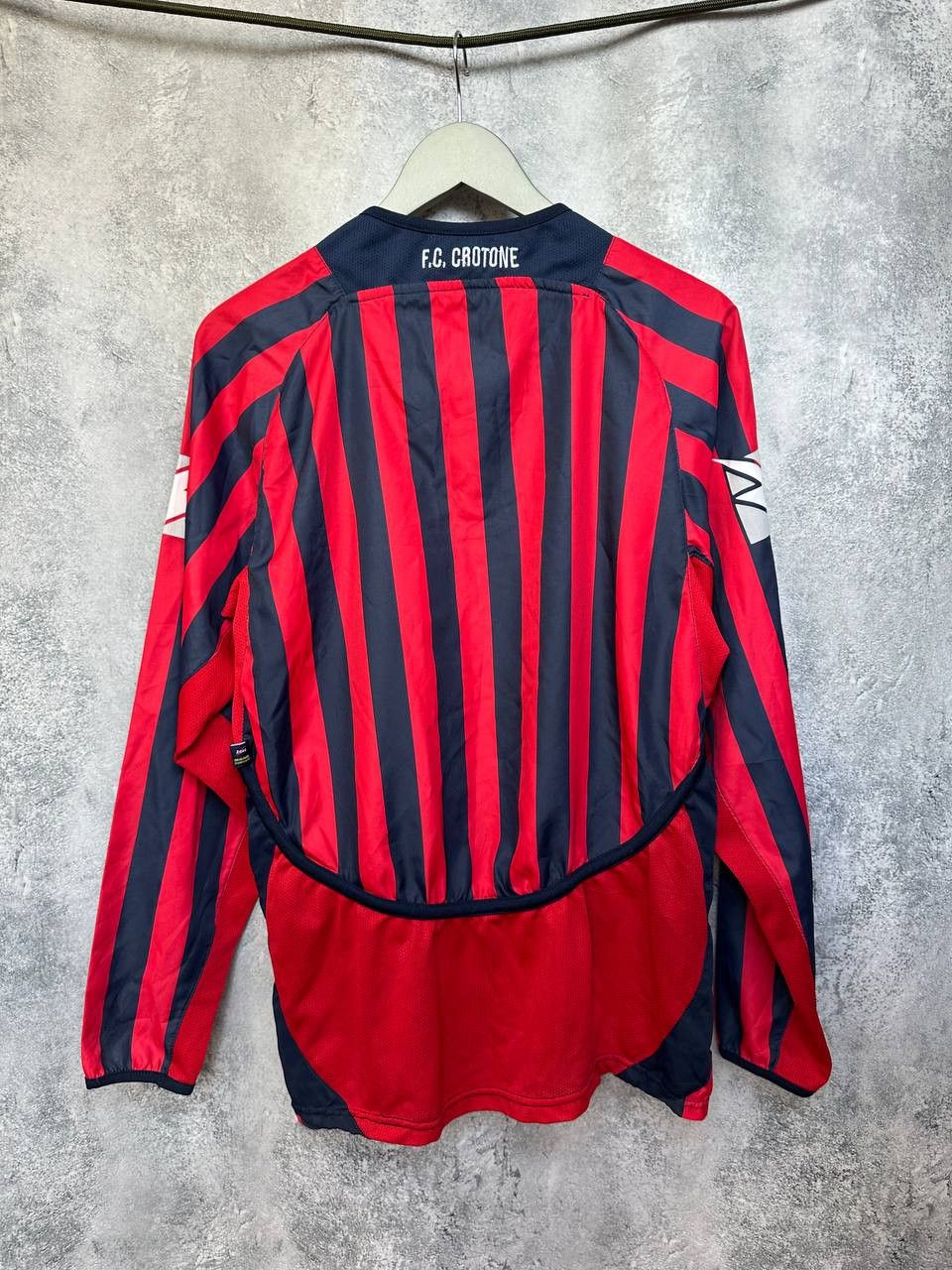Other FC Crotone Zeus 2006-07 Home Shirt Jersey LS Striped Size US M / EU 48-50 / 2 - 3 Thumbnail