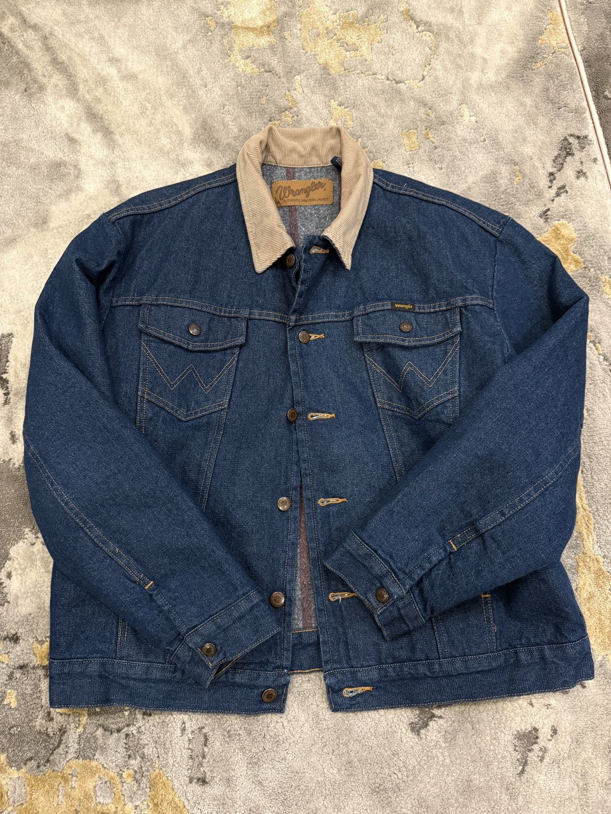 Wrangler Wrangler Blanket Lined Denim Jacket Corduroy Collar Size US L / EU 52-54 / 3 - 1 Thumbnail