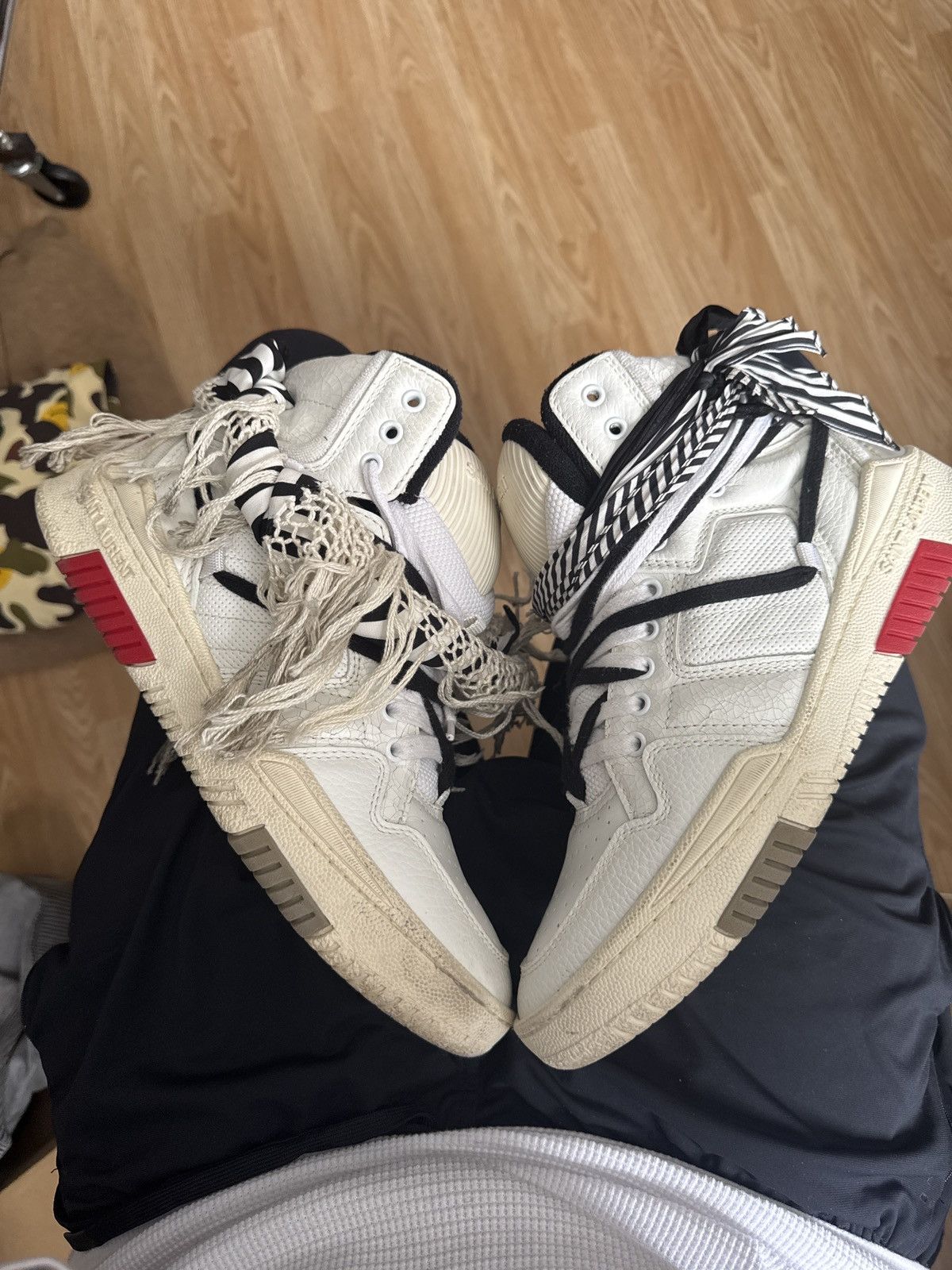 Yves Saint Laurent Saint Laurent Saint Laurent Smith Lace-Up Sneakers Size US 10 / EU 43 - 6 Thumbnail