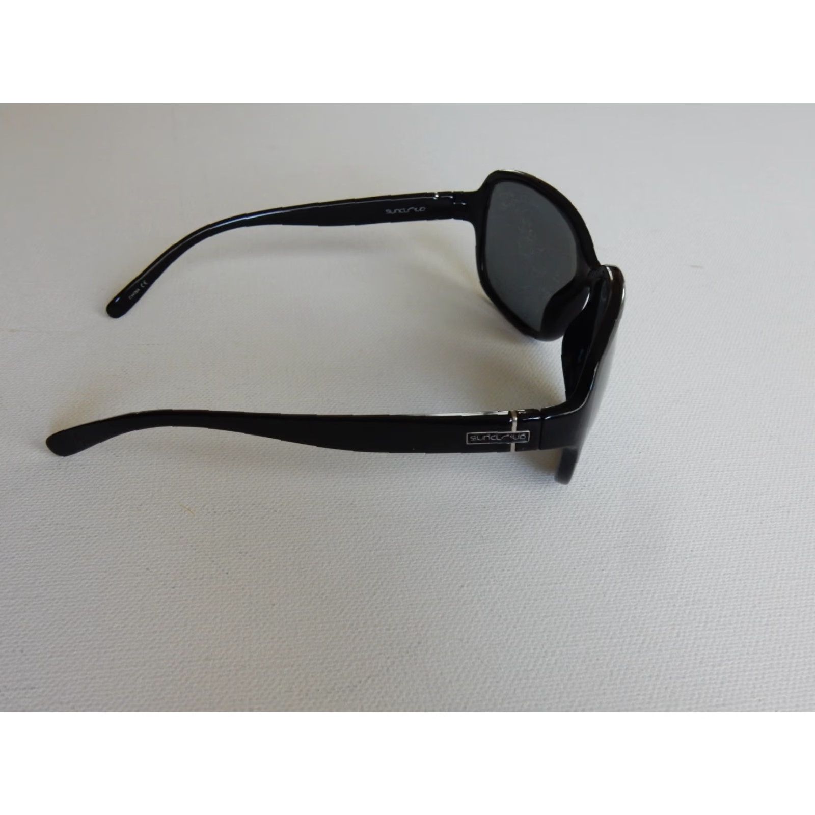 Vintage Suncloud Women's Sunglasses Black Scratched Lenses Vintage Size ONE SIZE - 3 Thumbnail