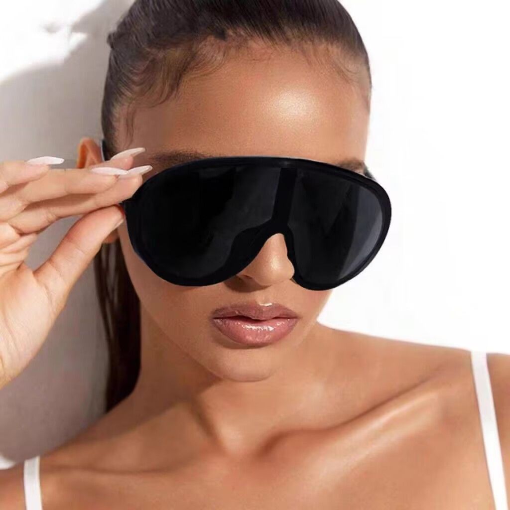 VIBE New Design Street ins style custom avant-garde sunglasses Size ONE SIZE - 6 Thumbnail