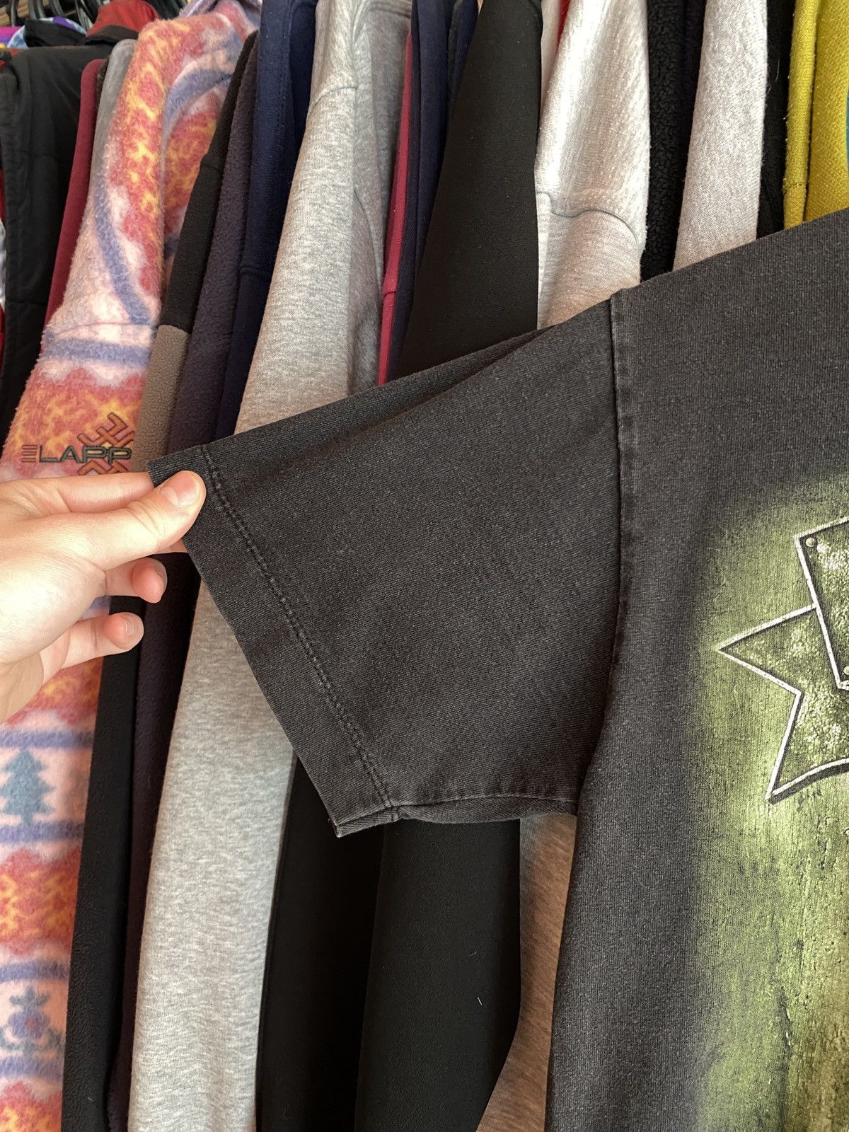 Band Tees VINTAGE BON JOVI BACK PRINT T-SHIRT FADED 90s style Size US S / EU 44-46 / 1 - 6 Thumbnail